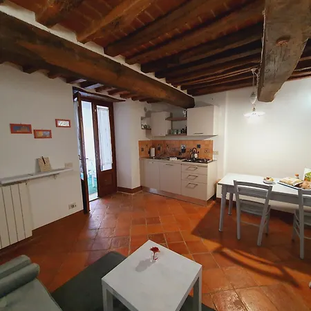Residenza Conti Apartament Santa Cristina (Arezzo)